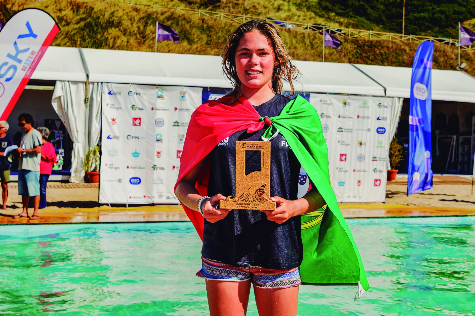 Maria Salgado, de 18 anos, afirma que as condições são “superboas de norte a sul”.